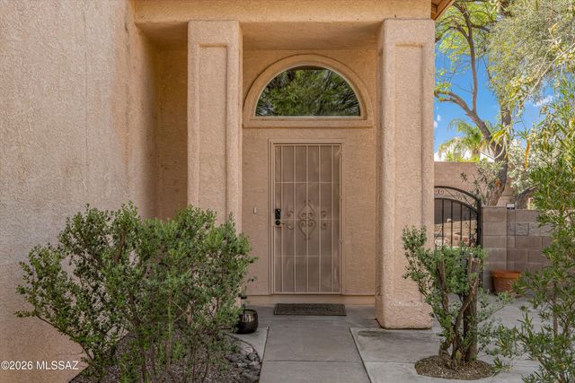 2565 W Brogan Street, Tucson, AZ 85745
