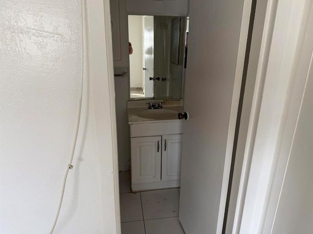 4101 NW 26TH Street 260, Lauderhill, FL 33313