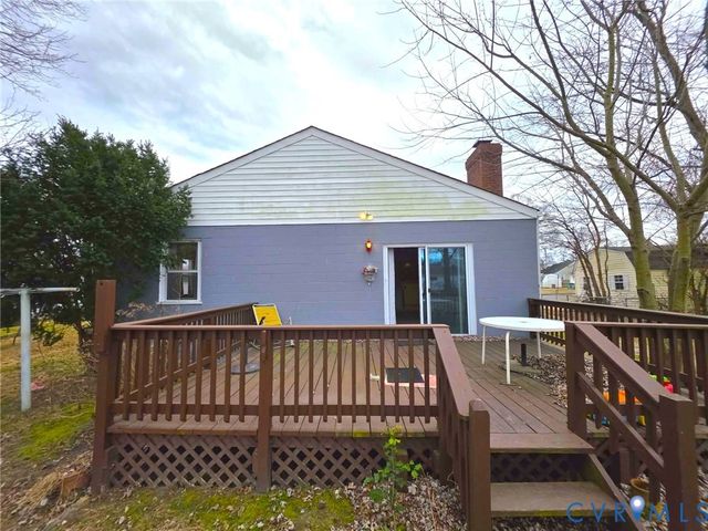 402 Stuart Ave, Colonial Heights, VA 23834