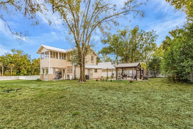 213 N MONROE AVENUE, Arcadia, FL 34266