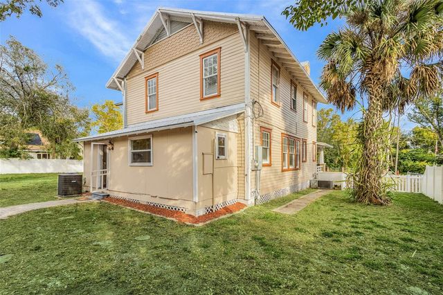 213 N MONROE AVENUE, Arcadia, FL 34266