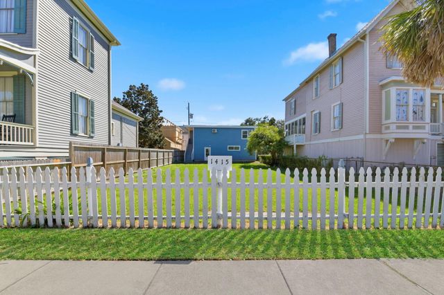 1415 Ball, Galveston, TX 77550