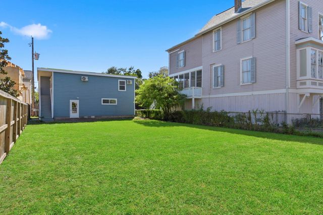 1415 Ball, Galveston, TX 77550