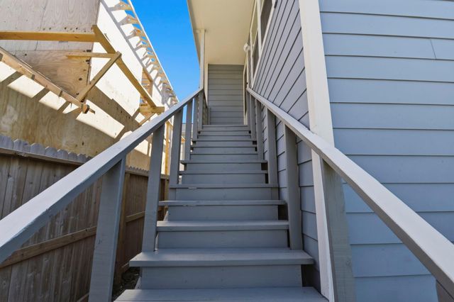 1415 Ball, Galveston, TX 77550