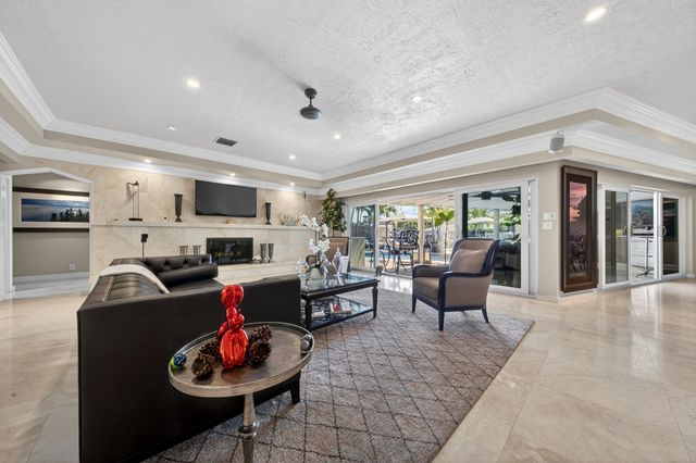 2460 Bayview Drive, Fort Lauderdale, FL 33305