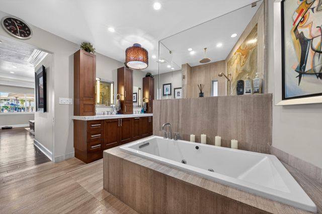 2460 Bayview Drive, Fort Lauderdale, FL 33305