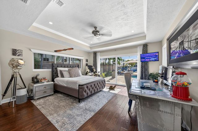 2460 Bayview Drive, Fort Lauderdale, FL 33305