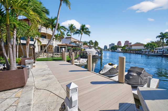 2460 Bayview Drive, Fort Lauderdale, FL 33305
