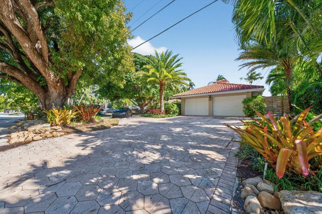 2460 Bayview Drive, Fort Lauderdale, FL 33305