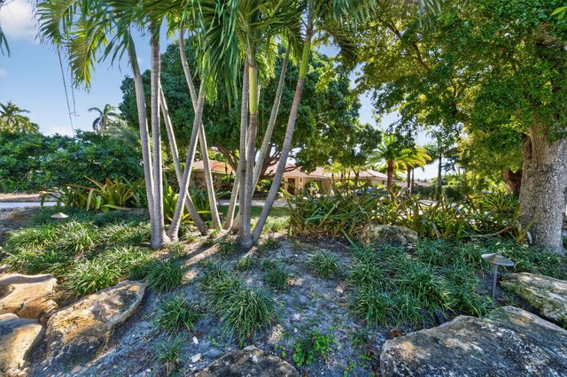 2460 Bayview Drive, Fort Lauderdale, FL 33305
