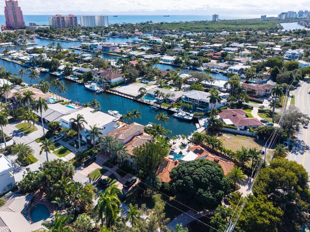 2460 Bayview Drive, Fort Lauderdale, FL 33305