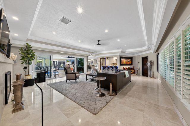 2460 Bayview Drive, Fort Lauderdale, FL 33305