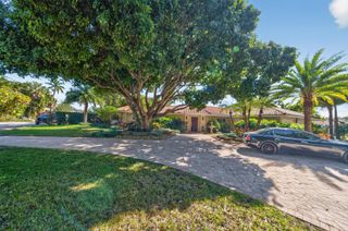 2460 Bayview Drive, Fort Lauderdale, FL 33305