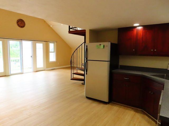 13 Spring St A, Salisbury, MA 01952