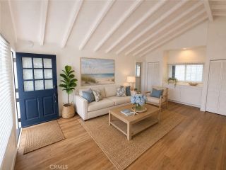 137 Topaz 1/2, Newport Beach, CA 92662
