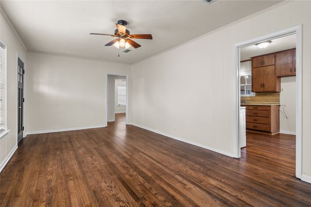 2223 Fowler Drive, Denton, TX 76209