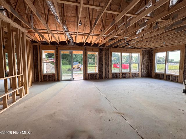 1778 Dixon Grove Lane, Grimesland, NC 27837
