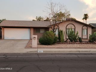 5117 W ACOMA Drive, Glendale, AZ 85306