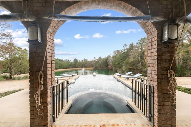 11784 S Us Highway 231, Pinckard, AL 36350