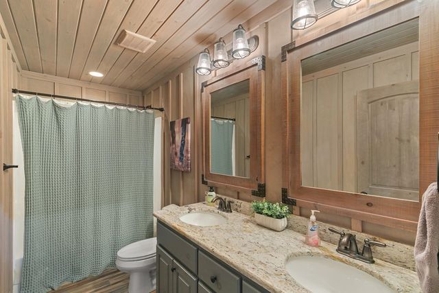 11784 S Us Highway 231, Pinckard, AL 36350