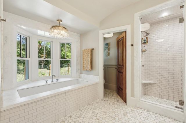 21842 Via Regina, Saratoga, CA 95070