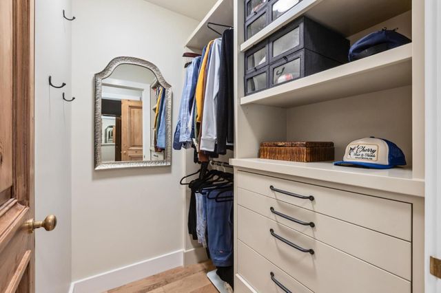21842 Via Regina, Saratoga, CA 95070