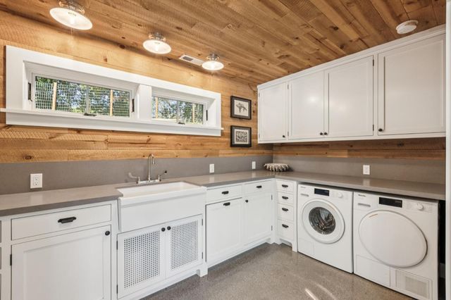 21842 Via Regina, Saratoga, CA 95070