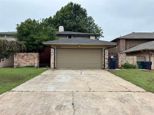 7303 Edenborough Drive, Oklahoma City, OK 73132