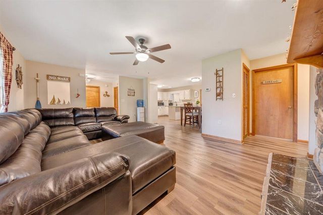 112 Pleasure Point DR, Goodview, VA 24095