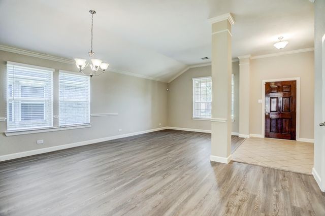 1926 Lansing Cove Drive, Fresno, TX 77545