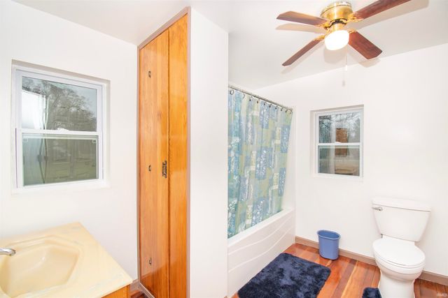 523 S Oak Street, Kendallville, IN 46755