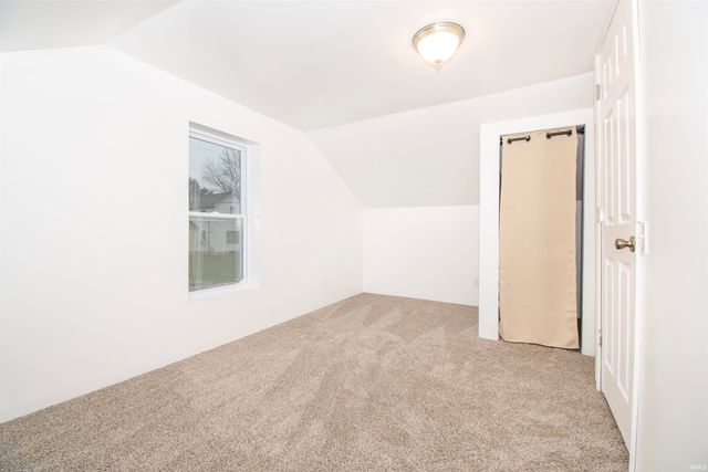 523 S Oak Street, Kendallville, IN 46755