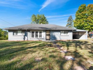 5714 Smith Street, Fort Wayne, IN 46806