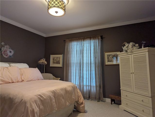 105 Woodland Avenue, Ridgeway, NY 14103