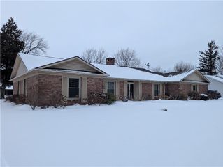 105 Woodland Avenue, Ridgeway, NY 14103