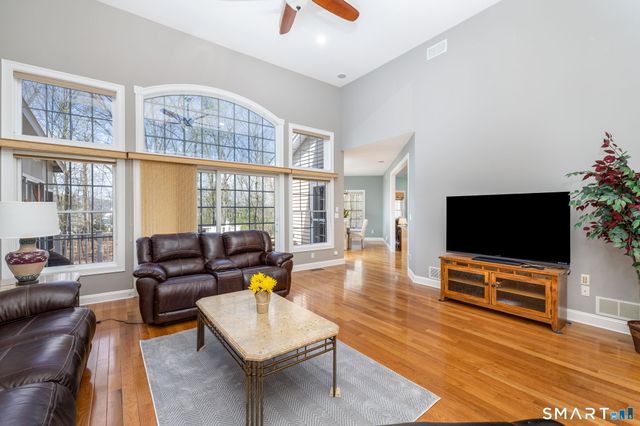 69 Elizabeth Drive, Southington, CT 06489