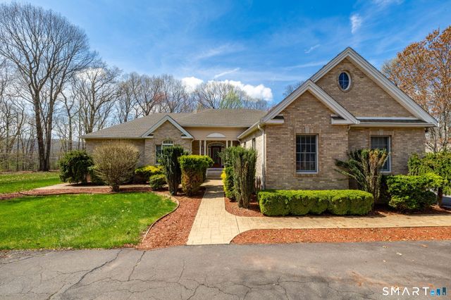 69 Elizabeth Drive, Southington, CT 06489