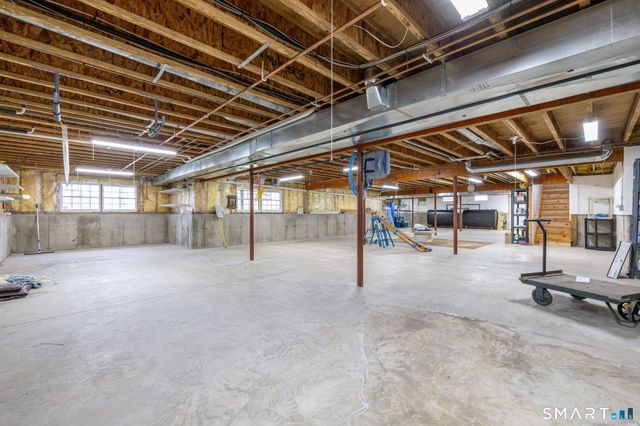 69 Elizabeth Drive, Southington, CT 06489