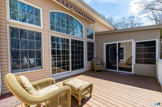 69 Elizabeth Drive, Southington, CT 06489