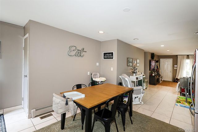 83 Lexington Avenue, Westbury, NY 11590