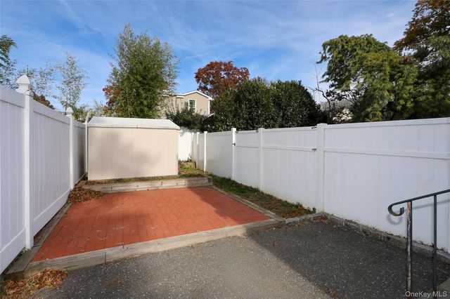 83 Lexington Avenue, Westbury, NY 11590