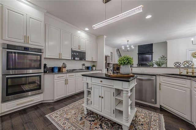 6232 Benbrooke Drive NW, Acworth, GA 30101