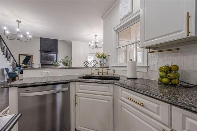 6232 Benbrooke Drive NW, Acworth, GA 30101