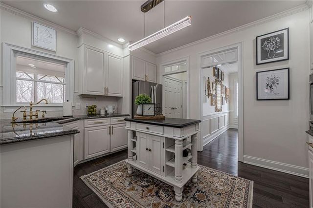 6232 Benbrooke Drive NW, Acworth, GA 30101