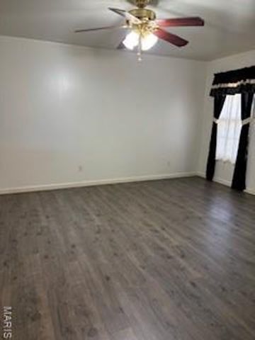 9 Hyde Park Road, Fairview Heights, IL 62208