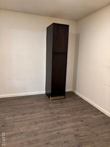 9 Hyde Park Road, Fairview Heights, IL 62208