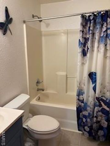 9 Hyde Park Road, Fairview Heights, IL 62208