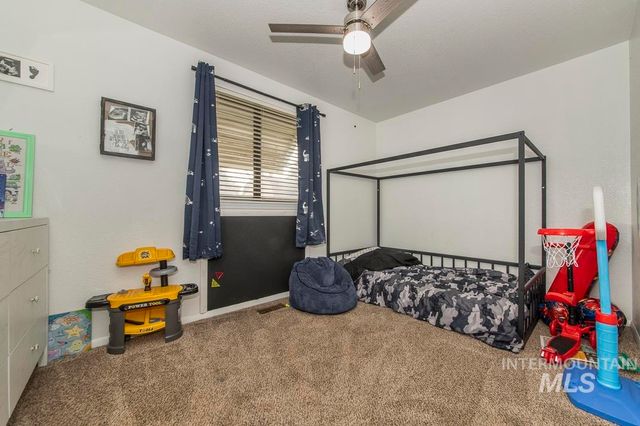 10253 W Granger Ave, Boise, ID 83704