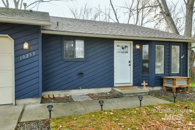 10253 W Granger Ave, Boise, ID 83704