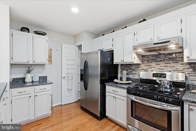 5820 WATERMARK CIR, Centreville, VA 20120